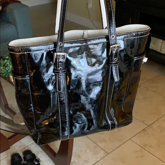 black and white coach bag - Picture 2 of 3